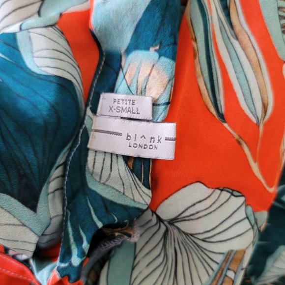 Dress - Picture 4 of 4